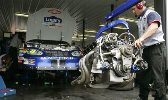 ΕΕ: Τέλος τα αυτοκίνητα με κινητήρες εσωτερικής καύσης από το 2035