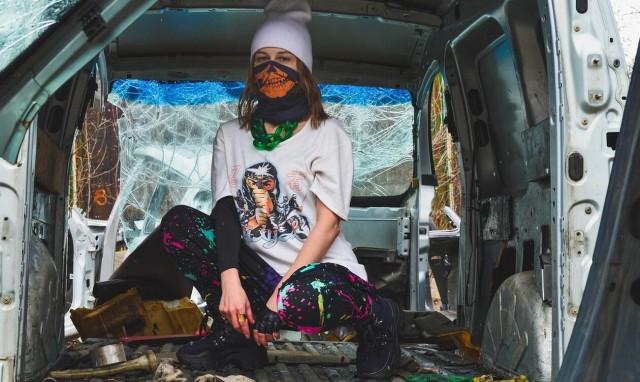 Πλούτος ή απειλή η γλώσσα των νέων - Το slang λεξικό της νέας γενιάς