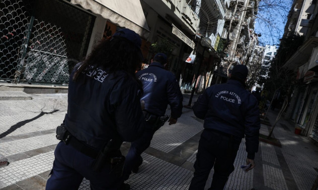 Παλαιό Φάληρο: Στα «ίχνη» του βιαστή με τα τατουάζ η Αστυνομία