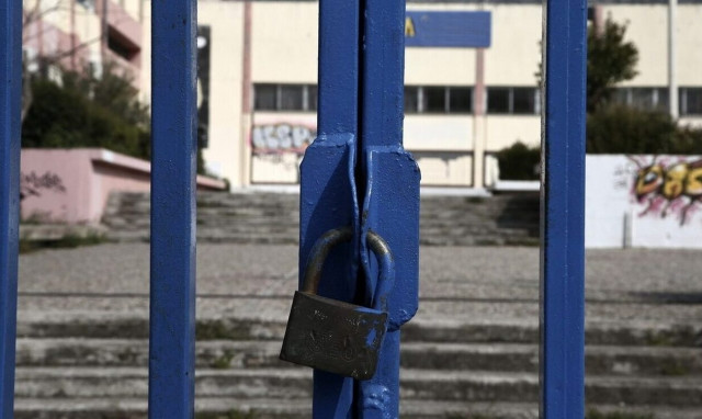 Χριστούγεννα 2022: Πότε ξεκινούν οι διακοπές για τους μαθητές