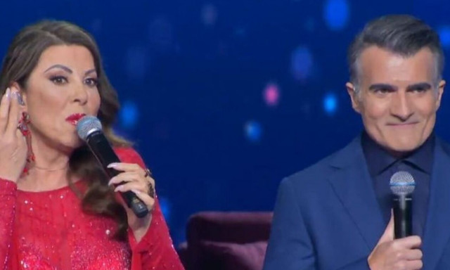 Αντζελα Δημητρίου: Η αμήχανη στιγμή με τον Σταμάτη Φασουλή στο J2US