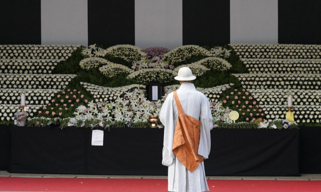 Θρήνος στη Νότια Κορέα μετά το ποδοπάτημα ανθρώπων σε γιορτή Χάλογουιν