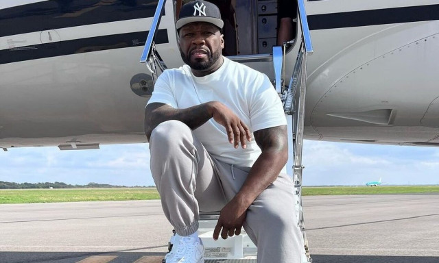 Ο 50Cent διαφημίζει την Ελλάδα σε όλο τον κόσμο