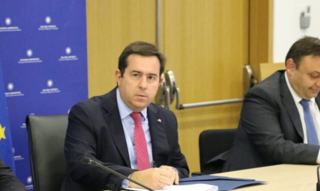 Μηταράκης: Ένα εκατ. ευρώ για τον χώρο του πρώην ΚΥΤ στο Βαθύ Σάμου