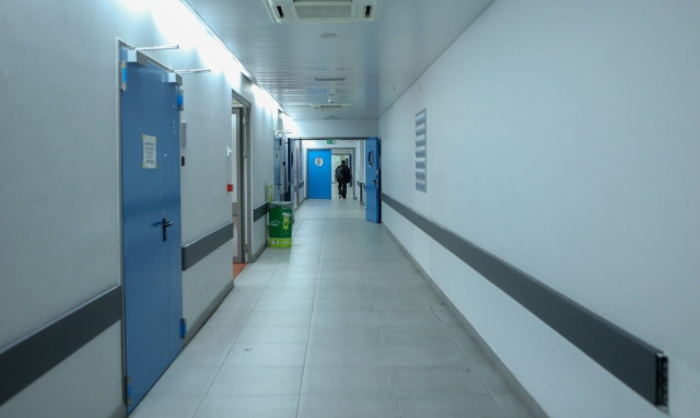 Γρίπη, RSV, COVID-19: Οι τρεις ιοί που απασχολούν τους ειδικούς