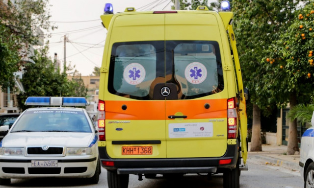 Τροχαίο στη Θεσσαλονίκη: ΙΧ συγκρούστηκε με ηλεκτρικό πατίνι