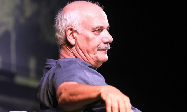 Ο Γιώργος Κιμούλης επιστρέφει στο θέατρο με νέα παράσταση