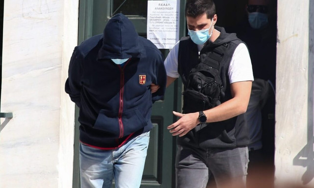 Σεπόλια: Με φίλο του μίλησε ο Μίχος μέσα από τη φυλακή - Τι είπαν