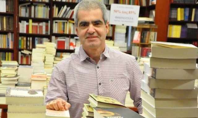 Βασίλης Παπαθεοδώρου: Υποστηρίζει ότι δεν έγιναν ξεχωριστές αναζητήσεις