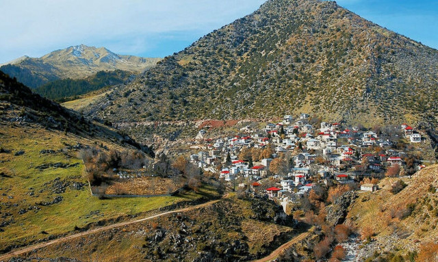 Το πέρασμα του Μπάρου: Μια απόκοσμη διαδρομή, ένα υπέροχο ηλιοβασίλεμα