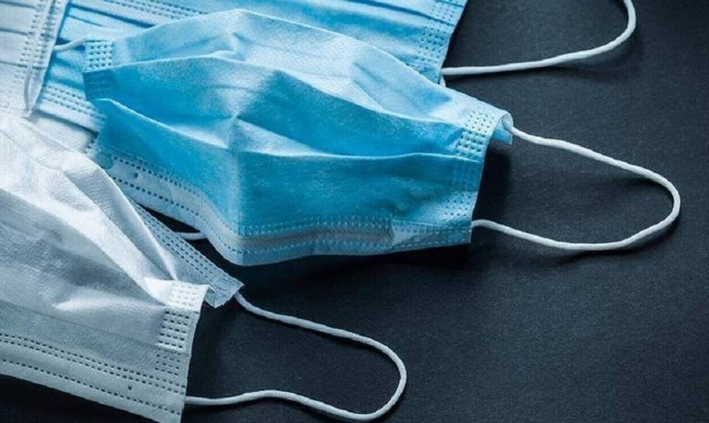 Γαλλία: Συστάσεις για χρήση μάσκας στους κλειστούς χώρους