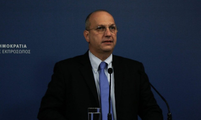 Οικονόμου στο Newsbomb: O κ. Τσίπρας ασχολείται με εικασίες