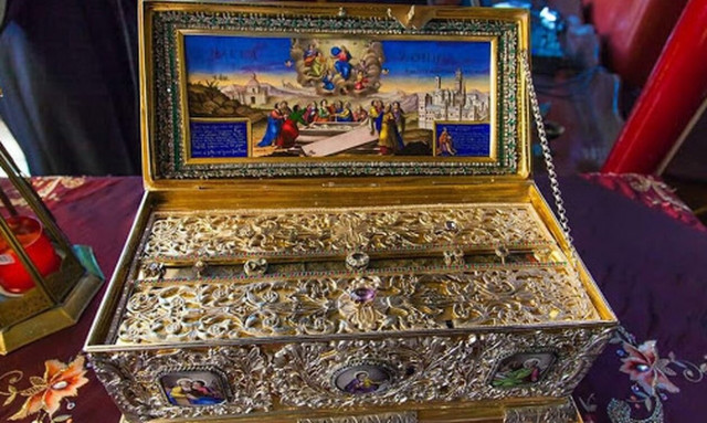 O Πειραιάς υποδέχεται το Σάββατο (5/11) την Αγία Ζώνη