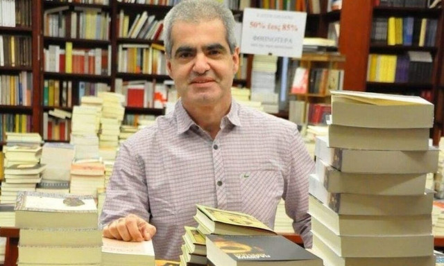 Παπαθεοδώρου: «Ακυρώνει» την υπερασπιστική του γραμμή συνάδελφός του