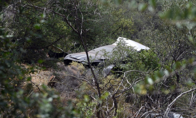Τροχαίο στην Αίγινα: Χωρίς αισθήσεις ανασύρθηκε άνδρας από γκρεμό