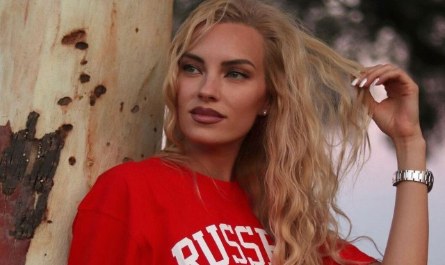 Τζούλια Νόβα: Η άκομψη χειρονομία σε όσους την υποτίμησαν 