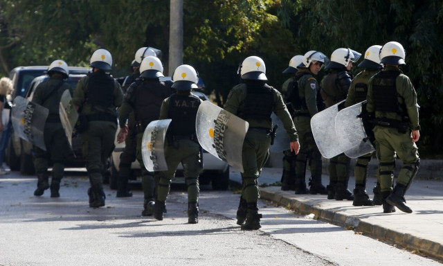 Εξάρχεια: Επεισόδια αντιεξουσιαστών με την αστυνομία - 16 συλλήψεις