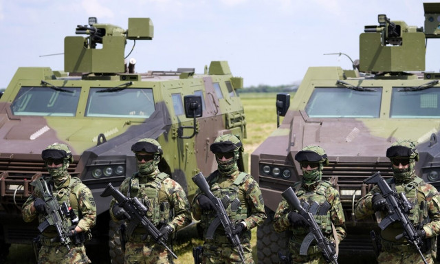 Αποχωρούν οι Σέρβοι από τα θεσμικά όργανα του Κοσόβου