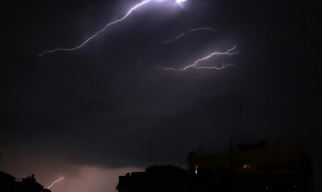 Κακοκαιρία «EVA»: 18.000 κεραυνοί στην Κεντρική και Ανατολική Μεσόγειο