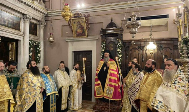 Λιτανεία του Ιερού σκηνώματος του Αγίου Σπυρίδωνος στην Κέρκυρα