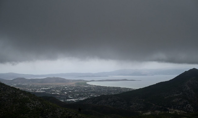 Καιρός: Τοπικές βροχές και καταιγίδες από τη Δευτέρα (07/11)