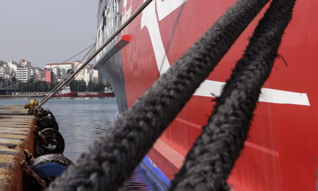 Απεργία 9 Νοεμβρίου: Δεμένα τα πλοία σε όλη τη χώρα