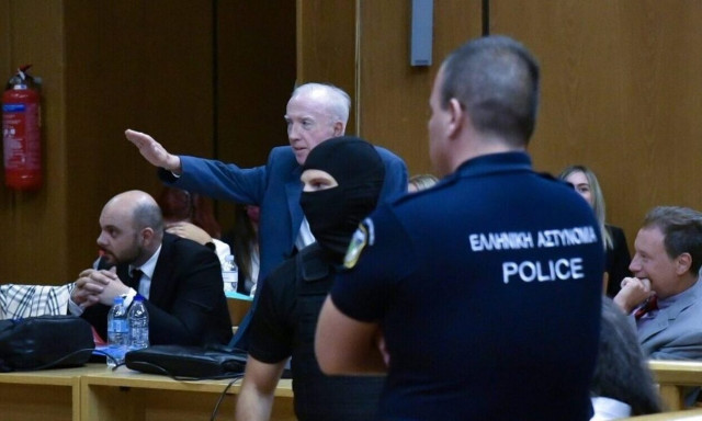 Κ. Πλεύρης: Πειθαρχική δίωξη σε βάρος του για το ναζιστικό χαιρετισμό 