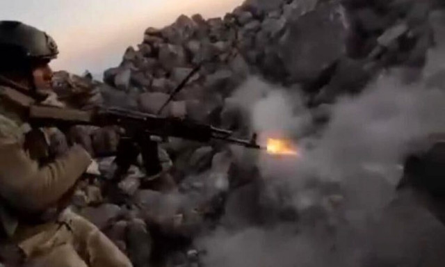 Νέοι βομβαρδισμοί στη μεθόριο Αρμενίας-Αζερμπαϊτζάν