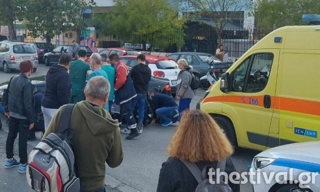 Σύγκρουση Ι.Χ. με μοτοσικλέτα μπροστά στο Ιπποκράτειο– Δύο τραυματίες