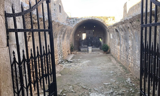 Και πώς να περιγράψεις το ρίγος όταν μπαίνεις στην Ιερά Μονή Αρκαδίου…