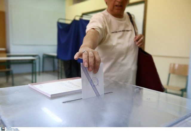 Οι παρακολουθήσεις, η πόλωση και ο χρόνος των εκλογών