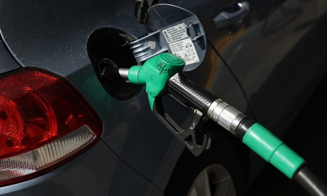 Ρεπορτάζ Newsbomb.gr: Αγωνία στους πολίτες για την αλματώδη αύξηση στα καύσιμα