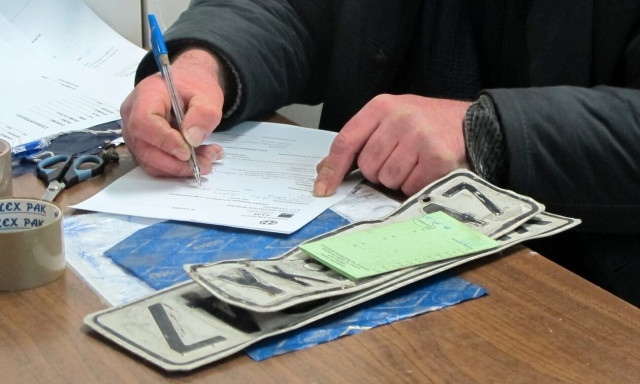 Τέλη κυκλοφορίας 2023: Πότε θα δουν τα «ραβασάκια» οι ιδιοκτήτες