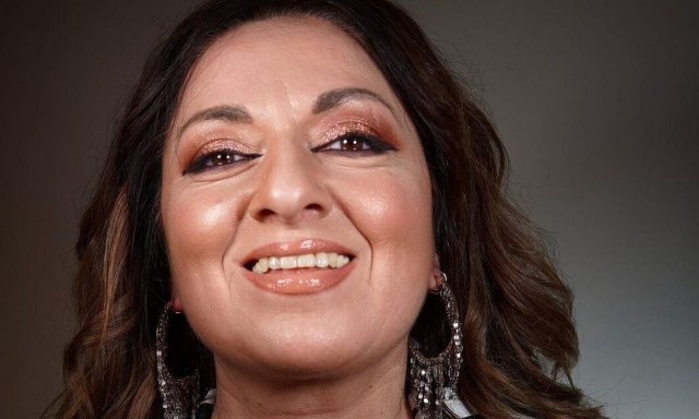 Σοφία Μουτίδου: Φόρεσε τα εσώρουχά της και μιμήθηκε την Μπιγιονσέ