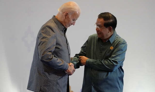 Ξανά γκάφα από τον Μπάιντεν: Μπέρδεψε την Καμπότζη με την... Κολομβία