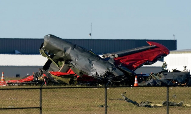 Ντάλας: Σε εξέλιξη οι έρευνες για τη σύγκρουση των δύο αεροσκαφών