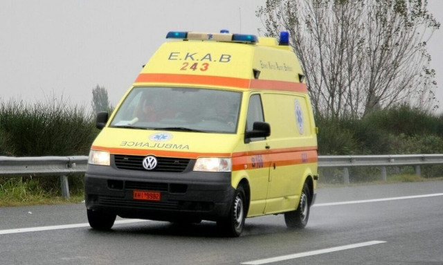 Καβάλα: Στο νοσοκομείο γυναίκα που έπεσε από μπαλκόνι