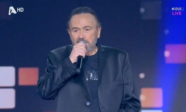 J2US: Ο Σταμάτης Γονίδης, το ντουέτο με τη Βανδή και ο γιος του Μπομπ Μάρλεϊ