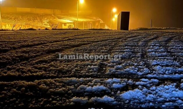 Έπεσαν τα πρώτα χιόνια και στο Βελούχι