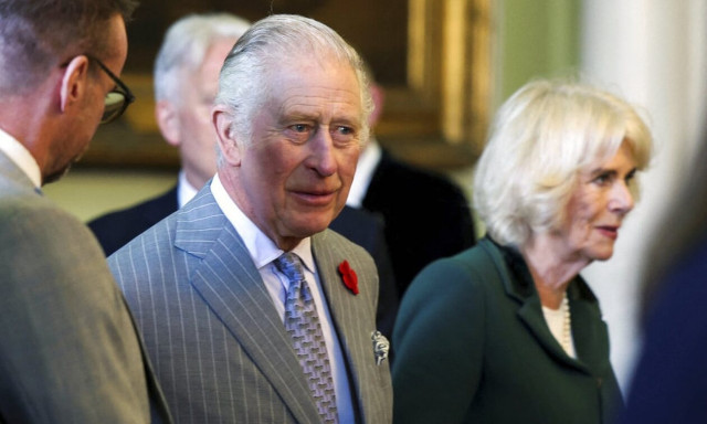 Βασιλιάς Κάρολος: Γιατί δίνει μπόνους στο χαμηλόμισθο προσωπικό