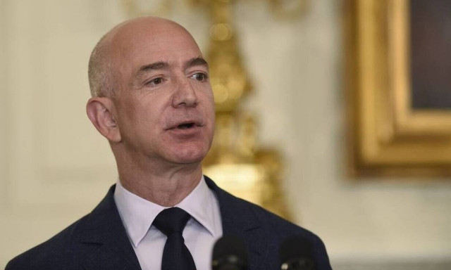 Τζεφ Μπέζος: Δίνει σε φιλανθρωπίες για το κλίμα 124 δισ. δολάρια