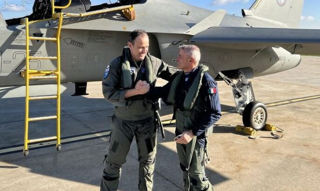 Ιταλία: Στις εγκαταστάσεις της εταιρείας «Leonardo» ο Αρχηγός ΓΕΑ