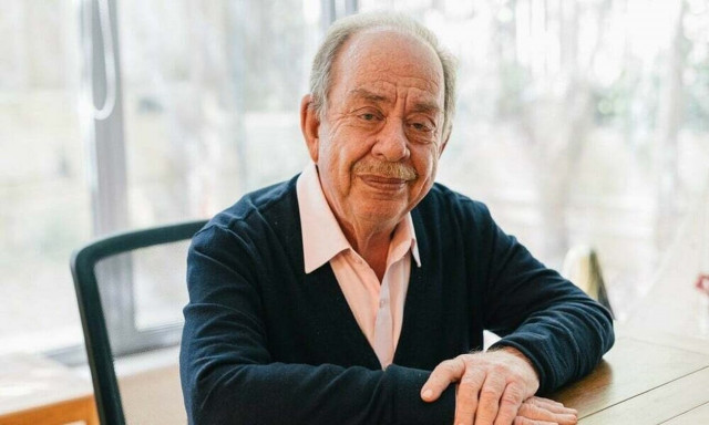 Ηλίας Μαμαλάκης: Στην εντατική σε νοσοκομείο της Κύπρου