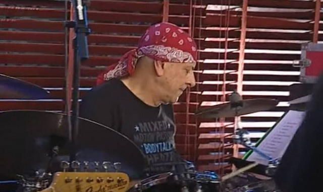 Νέα διακοπή στη δίκη του πρώην ντράμερ των Πυξ Λαξ