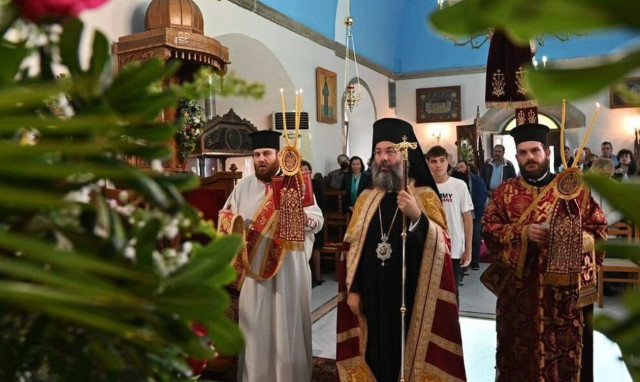 Χειροτονία πρεσβυτέρου στη Μητρόπολη Ρεθύμνης