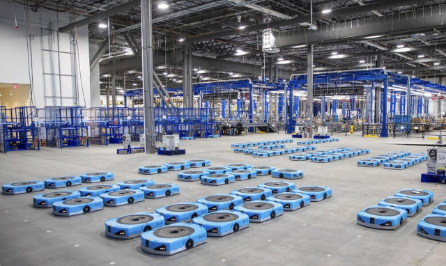 Μαζικό κύμα απολύσεων και στην Amazon - Αλλάζει η αγορά εργασίας