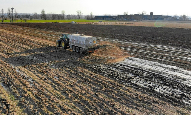 Αγρότες: Ξεκίνησαν οι αιτήσεις για την αγορά λιπασμάτων