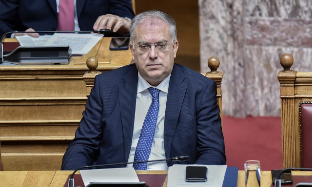 Θεοδωρικάκος: Η εξέγερση του Πολυτεχνείου συμβολίζει την ενότητα