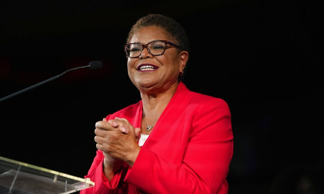 ΗΠΑ: Κάρεν Μπας, η πρώτη γυναίκα δήμαρχος του Λος Άντζελες