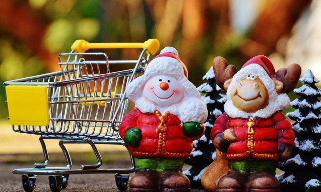 Ρεπορτάζ Newsbomb.gr: Ετοιμάζεται το «χριστουγεννιάτικο καλάθι»